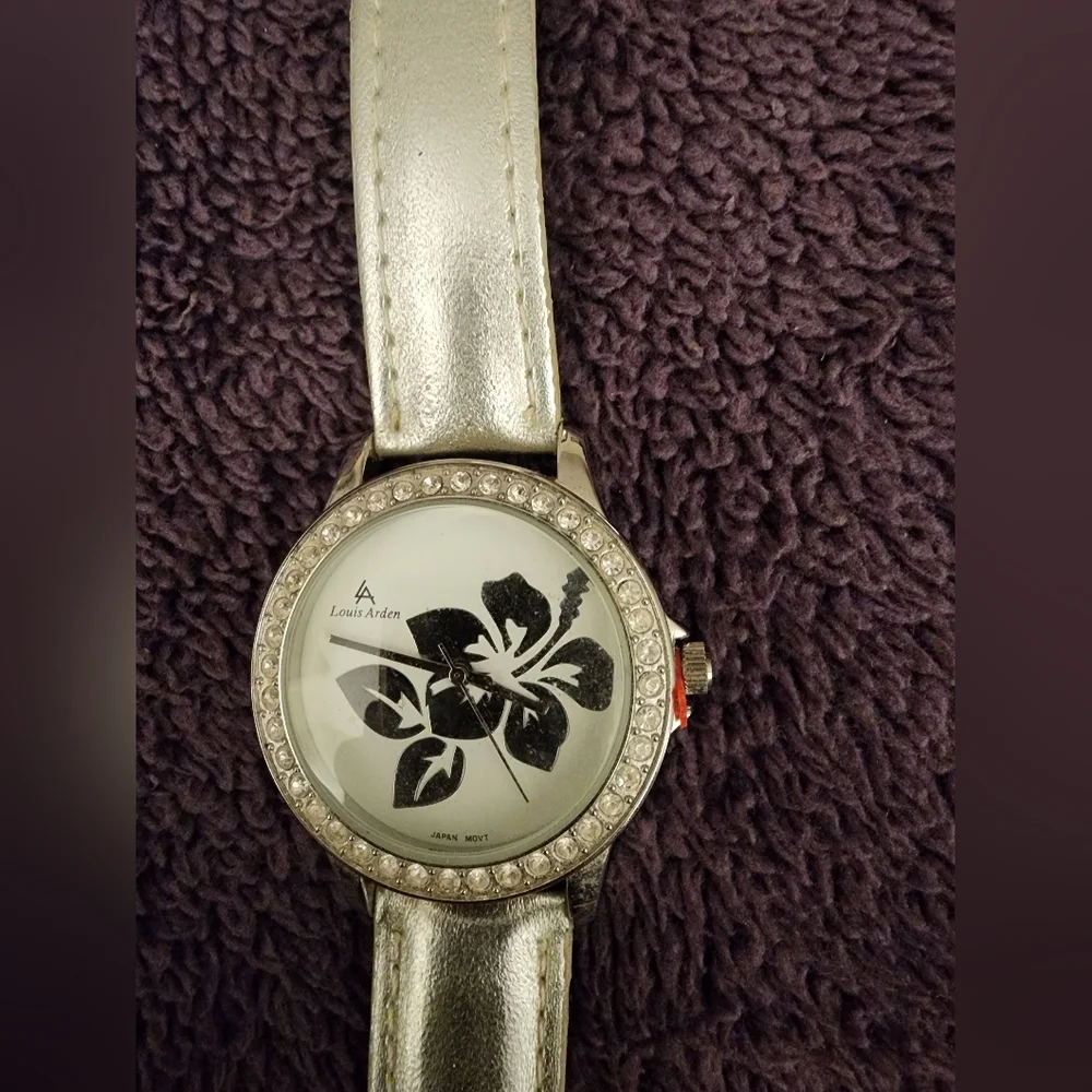 NEW Silver Rhinestone watch - Picture 2 of 6